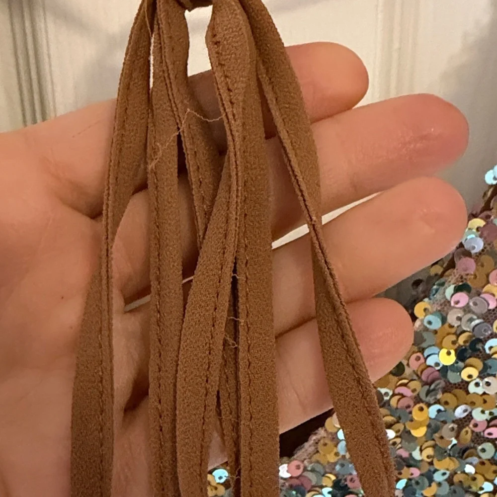 Relish sequin dress in golden M - Picture 11 of 16